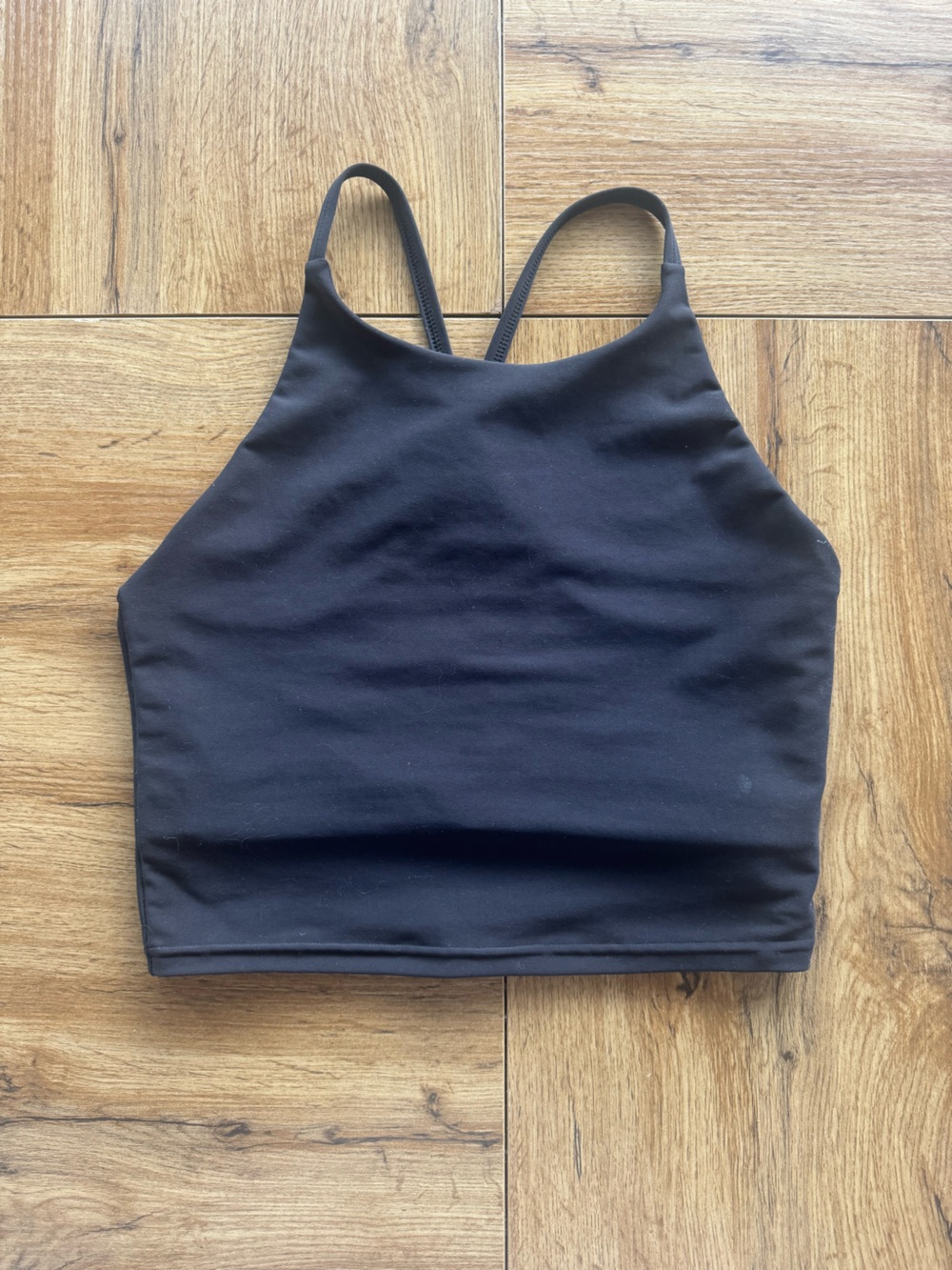 Black Strappy Cropped Tank Top - Picture 3 of 5